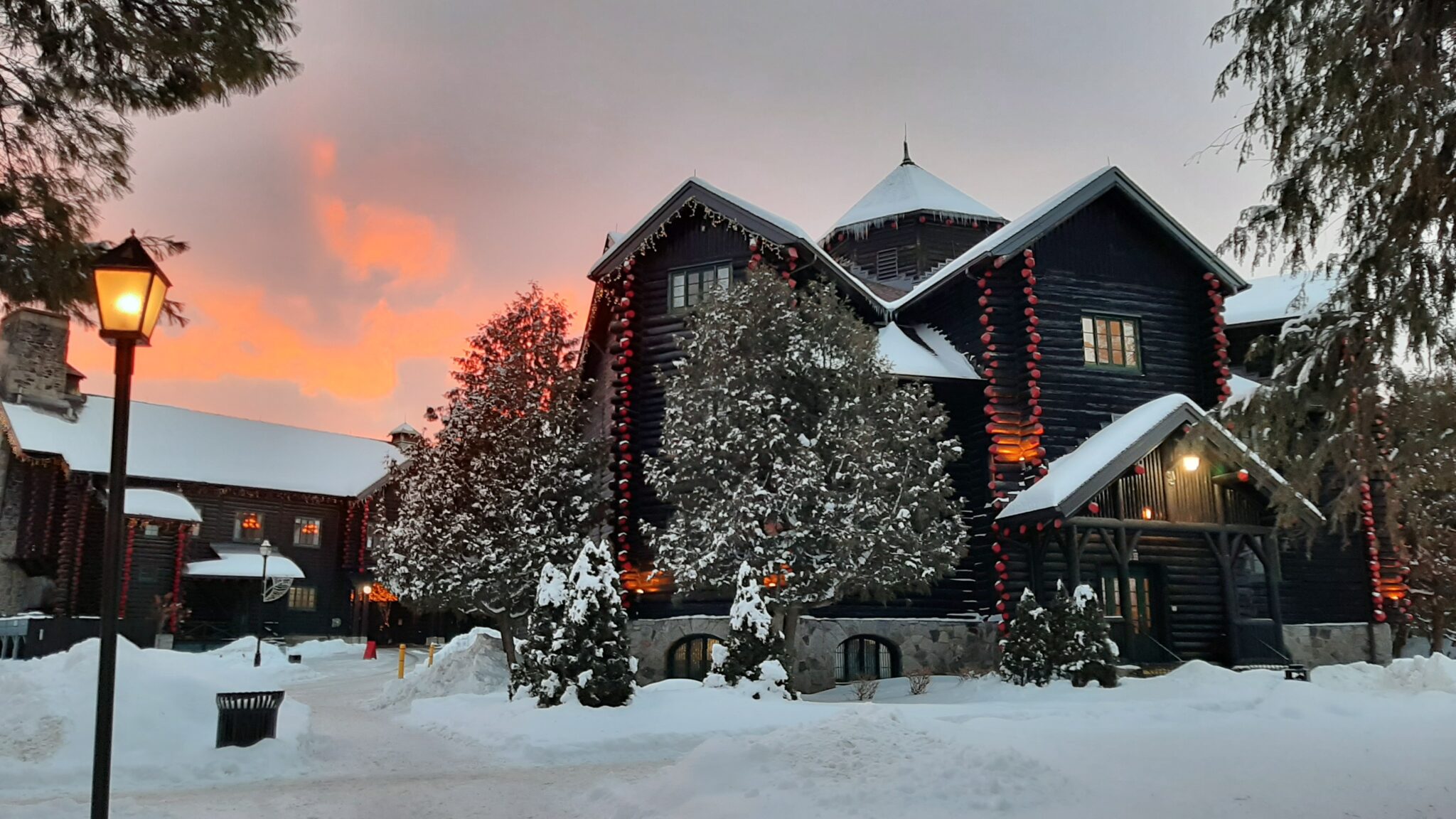 winter hotel facade snowy landscape chateau montebello